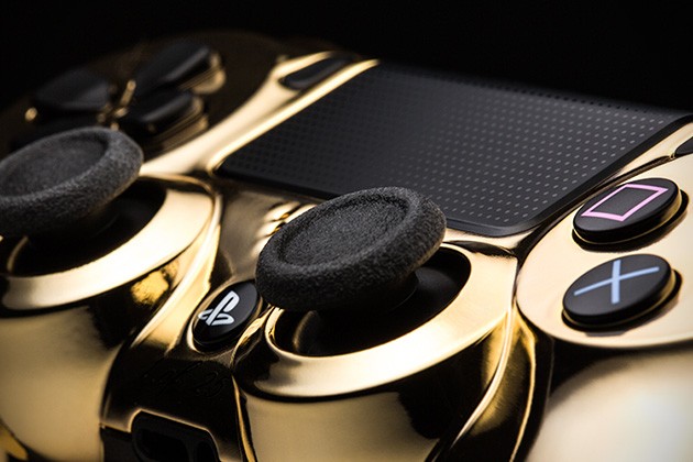 24k-Gold-Gaming-Controllers-by-Colorware-2