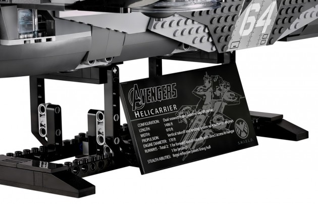 lego_avengers_shield_helicarrier_10