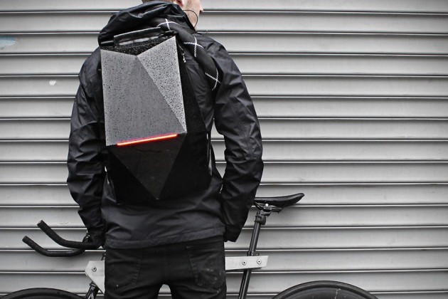 Blackpack-Cycling-Backpack-1