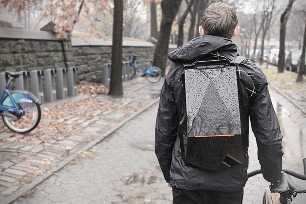 Blackpack-Cycling-Backpack-2