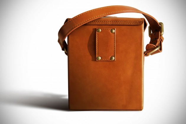 CamCarry-Camera-Bag-by-Chivote-image-4-630x420