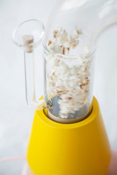 Popcorn-Monsoon-A-Whimsical-Popcorn-Maker-Shoots-Popcorn-Out-of-a-Curved-2