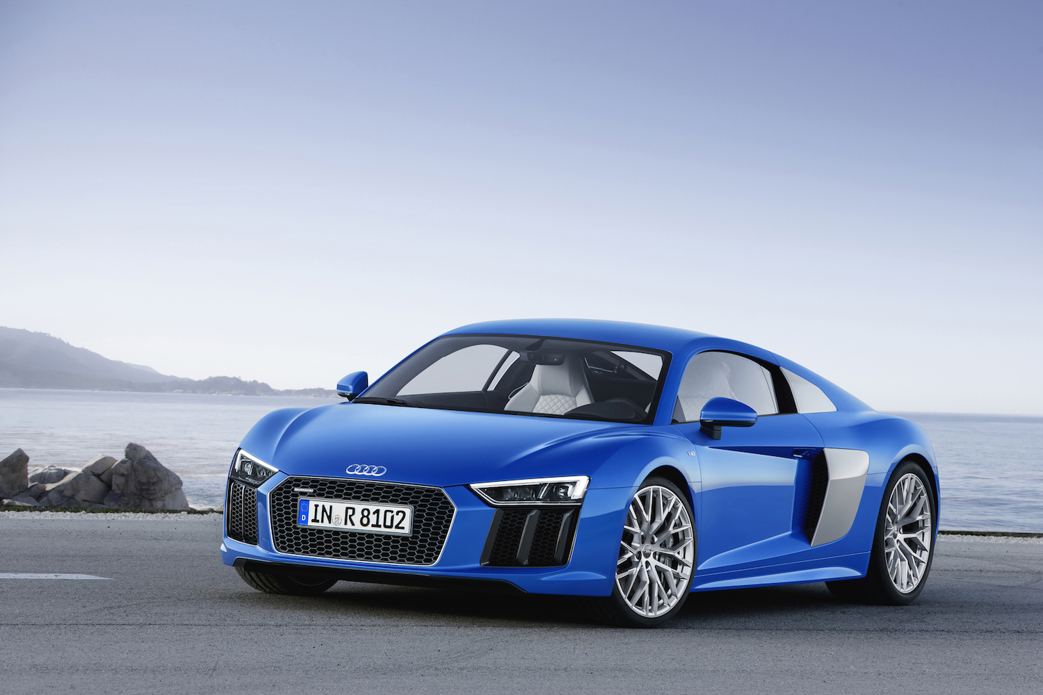 articles-images-hight-R8_V10_EXT_001