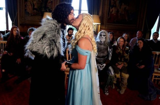 nerdy_wedding_photo_shoots_that_are_actually_kind_of_awesome_640_22