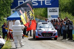 143415_Neuville08FIN15am451