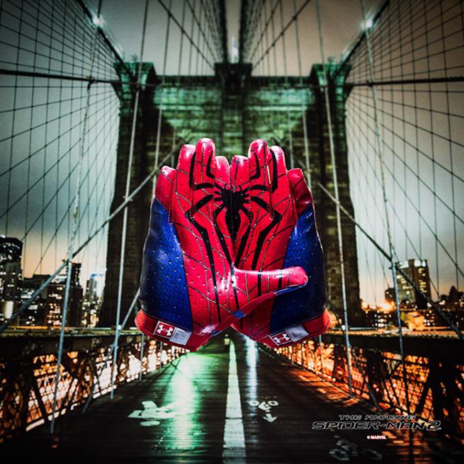 2_1_8_gants-football-spider-man_xl