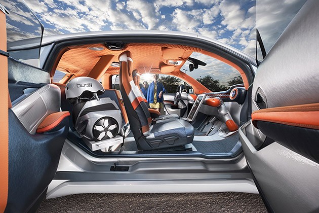 Rinspeed-Budii-Autonomous-Driving-BMW-i3-EV-1
