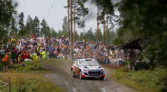 Thierry-Neuville-Finland-preview-15