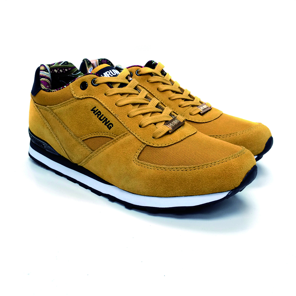 WRUNG-sneakers