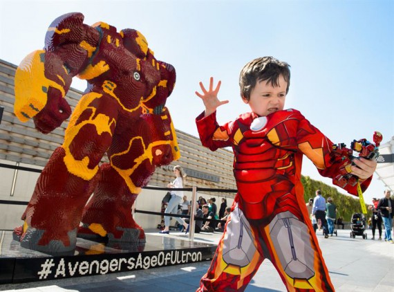 2_1_2_hulkbuster-lego