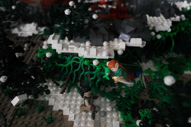 3_1_12_les-portes-erebor-recreees-lego_xl