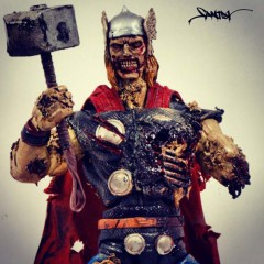 6_1_11_des-figurines-super-heros-marvel-mode-zombie