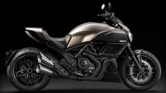 Color_Diavel-Titanium_01_1067x600
