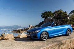 BMWM235i-32