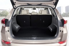 All-New-Tucson-Interior-White-Sand-6