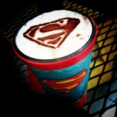 1_1_14_restaurant-officiel-comics-malaisie-smallville-prophecy-peanut-butter