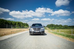 BMW-X6-M50D-13