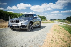 BMW-X6-M50D-15
