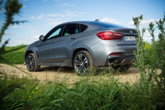 BMW-X6-M50D-32