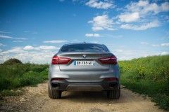 BMW-X6-M50D-33