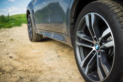 BMW-X6-M50D-34