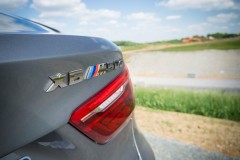 BMW-X6-M50D-6