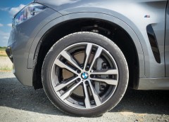 BMW-X6-M50D-8