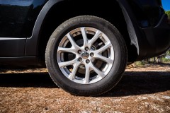 Jeep-Cherokee-9