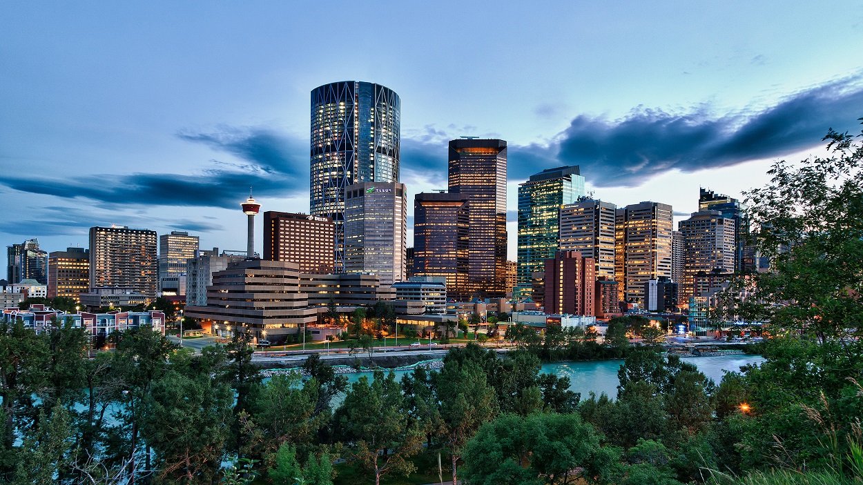 calgary_skyline_bow2_0