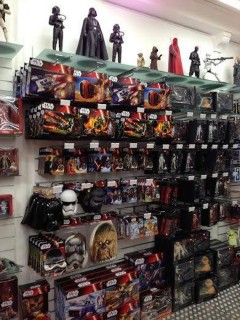 2_1_11_boutique-star-wars-paris