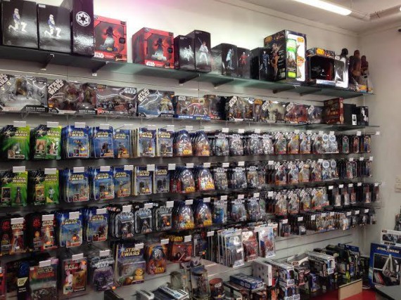 2_1_4_boutique-star-wars-paris