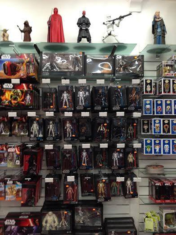 2_1_9_boutique-star-wars-paris