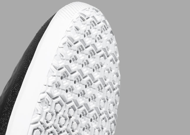 Nike-Football-Soccer_NFX_STREET_MAGISTAX_FINALE_IC_G_PREM_46299