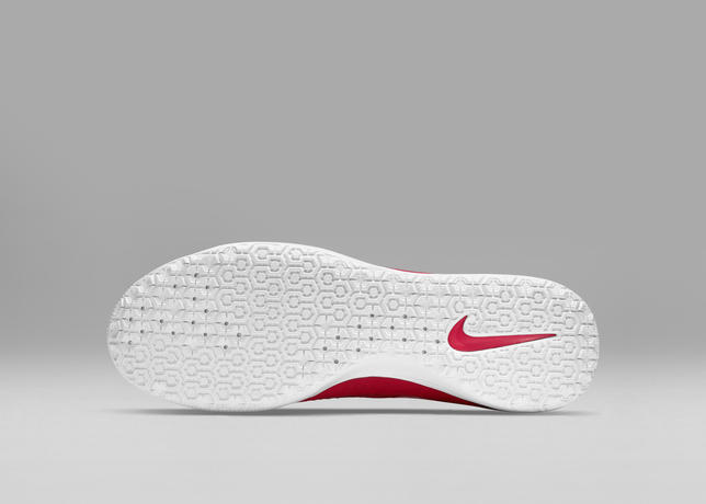 Nike-Football-Soccer_NFX_STREET_MAGISTAX_PROXIMO_IC_B_PREM_46306