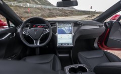2015-Tesla-Model-S-P85D-133-876x535