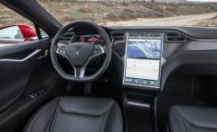 2015-Tesla-Model-S-P85D-134-876x535
