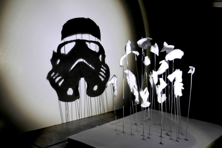 3_1_8_ombres-chinoises-star-wars-stormtrooper_xl