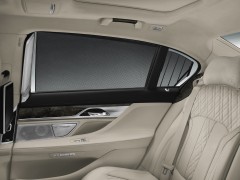 P90185617_highRes_the-new-bmw-7-series