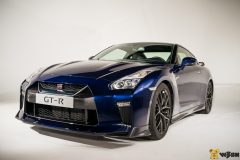 Nissan-GTR-2017-10