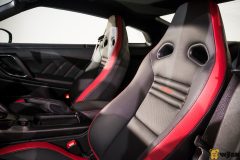 Nissan-GTR-2017-7