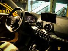 Audi-Q2-11