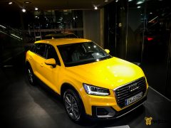 Audi-Q2-5