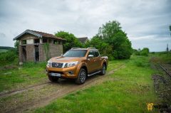 Nissan-Navara-23