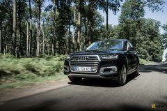 AudiQ7etronquattro-17