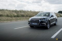 AudiQ7etronquattro-26