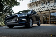 AudiQ7etronquattro-3