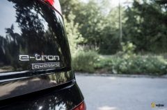 AudiQ7etronquattro-6