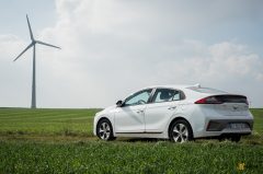 hyundai-ioniq-15