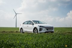 hyundai-ioniq-17