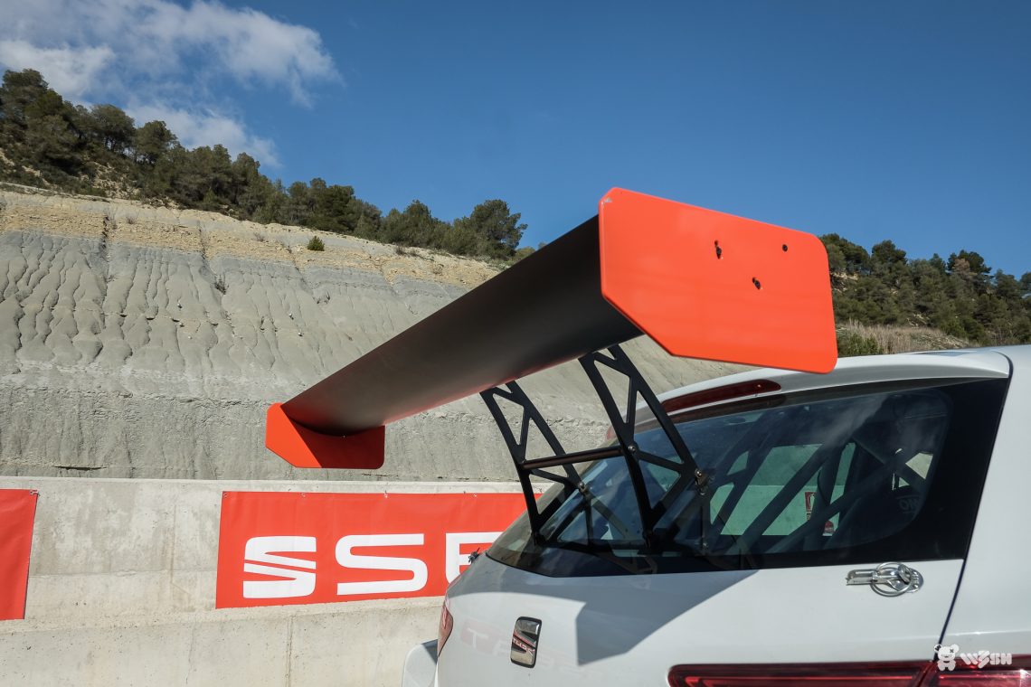 SEAT-Leon-CUPRA-15